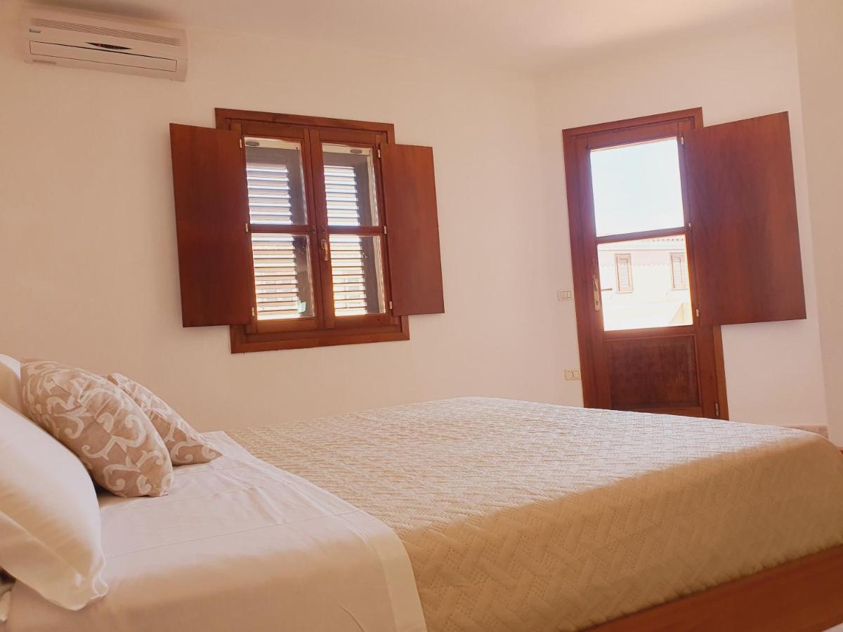 Casa Mara Villa Cala Liberotto Bagian luar foto
