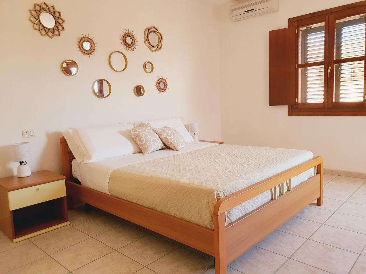 Casa Mara Villa Cala Liberotto Bagian luar foto